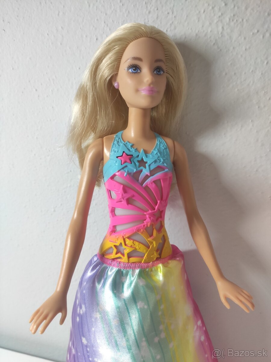Barbie svietiaca. - 2