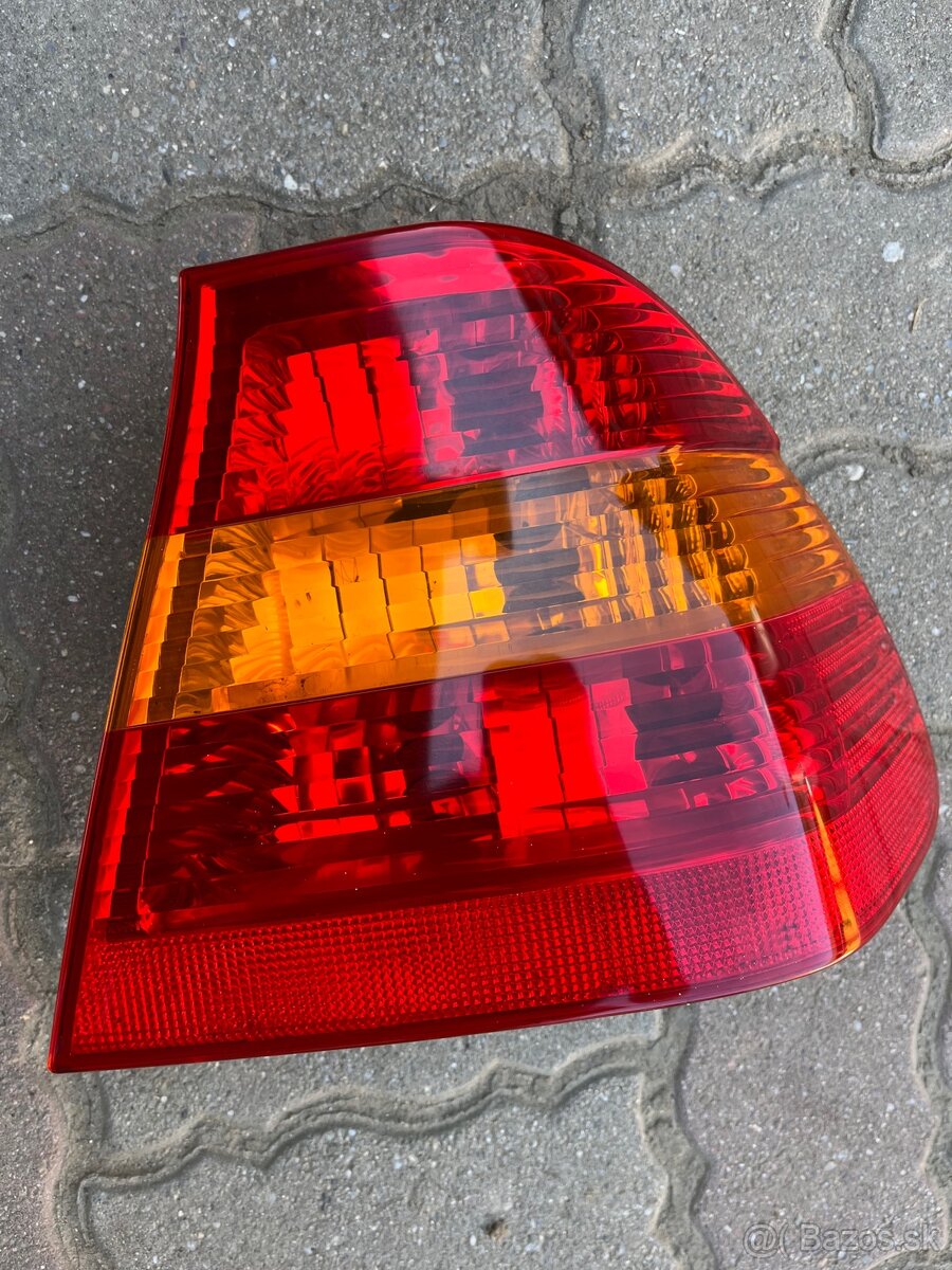 Zadne svetla BMW e46 facelift sedan original - 2