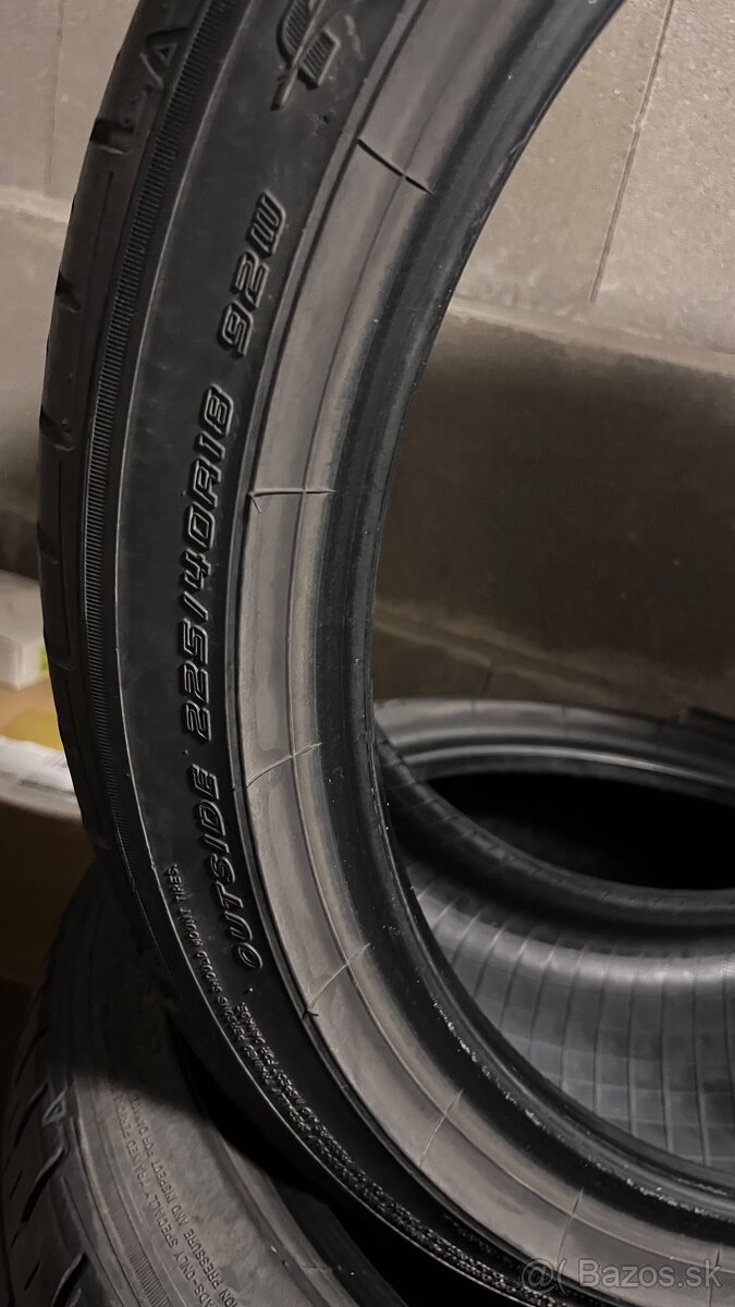 Falken ZIEX 225/40 R18 – 4 ks - 2