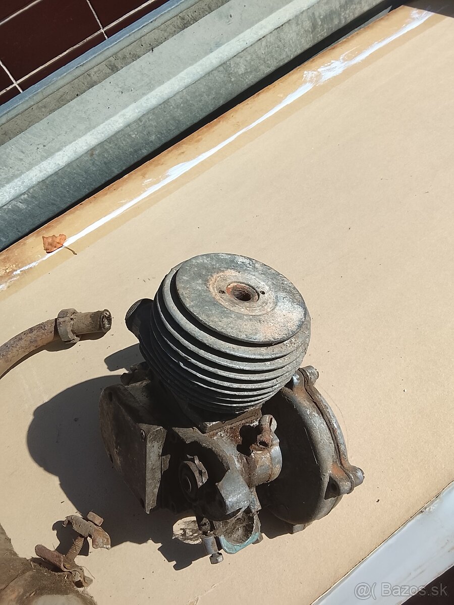 Motor na veterána - 2