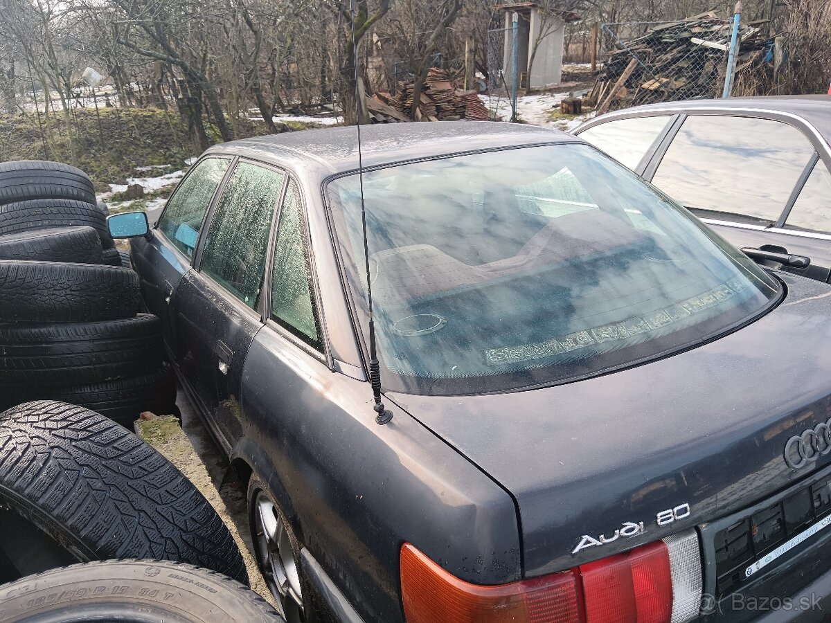 Audi 80 1.8i - 2