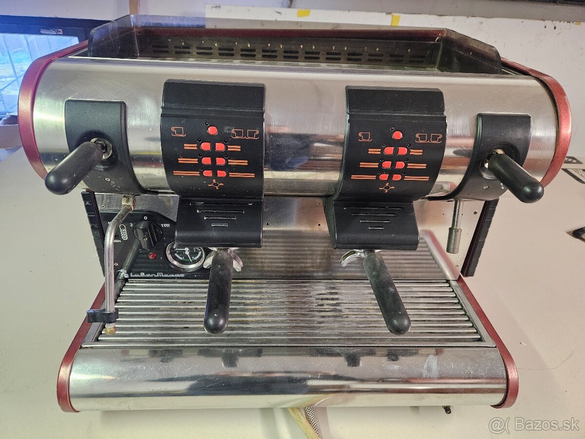 Dvojpakovy automaticky presostroj - 2