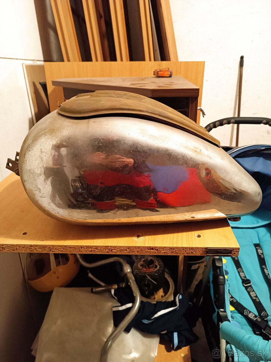 Predám nádrž na manet m90 alebo výmena - 2