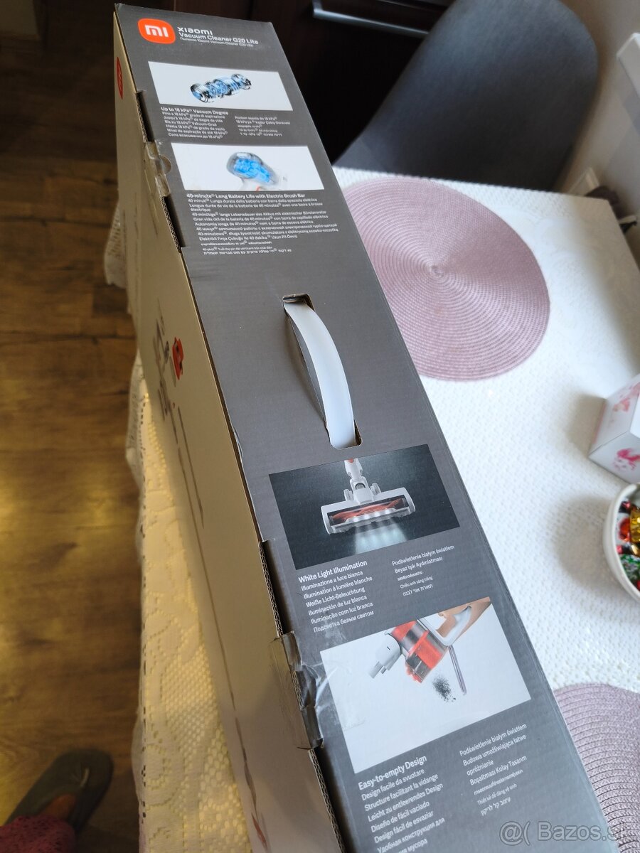 Tyčový vysávač značky Xiaomi - 2