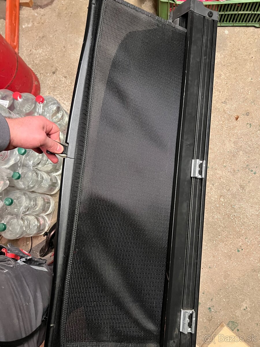 Kufrová roleta Audi a4 b7 - 2