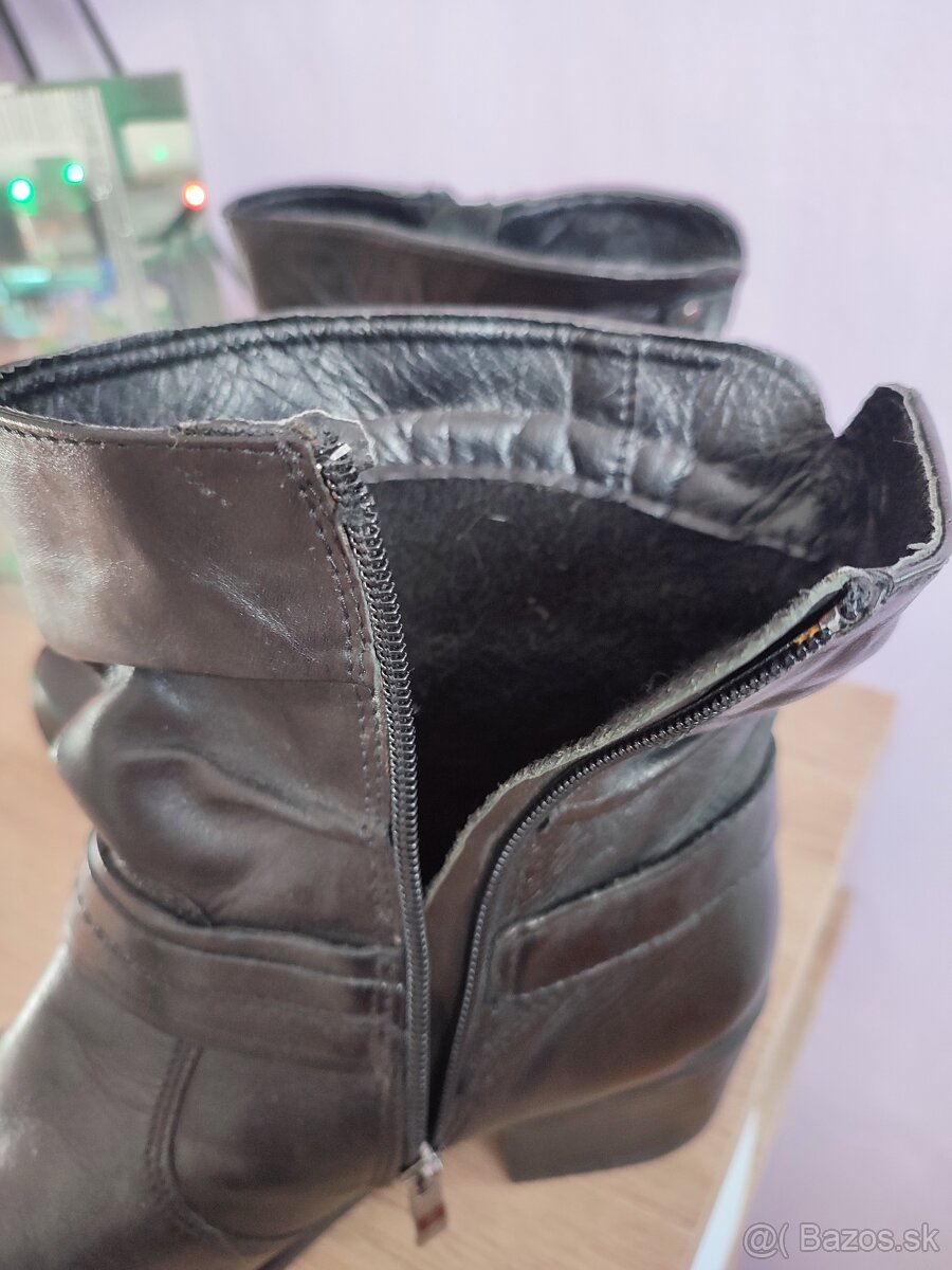Dámske čižmy vel 40 - 2