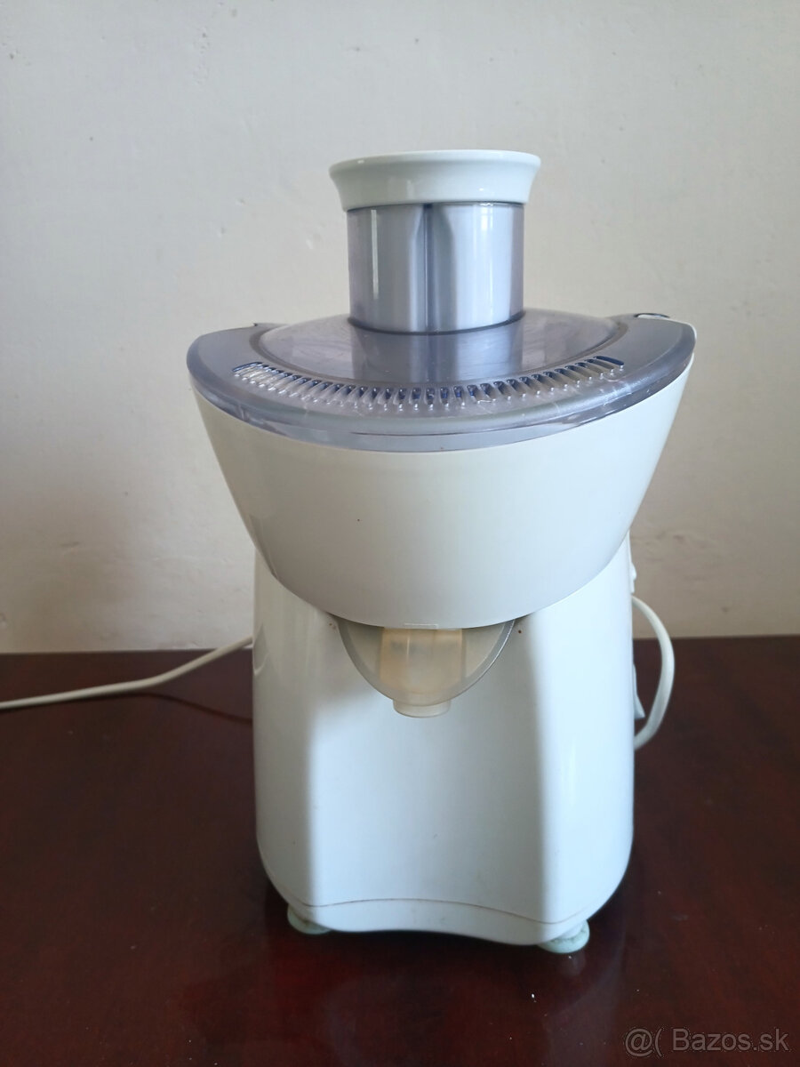 Odšťavovač Philips HR1823 - 2