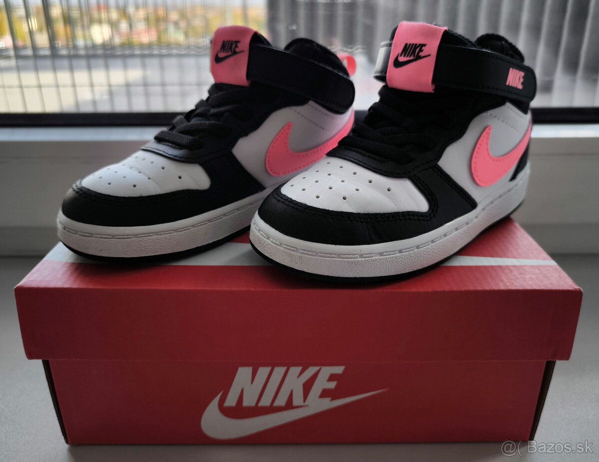 Destké topánky zn. Nike. - 2