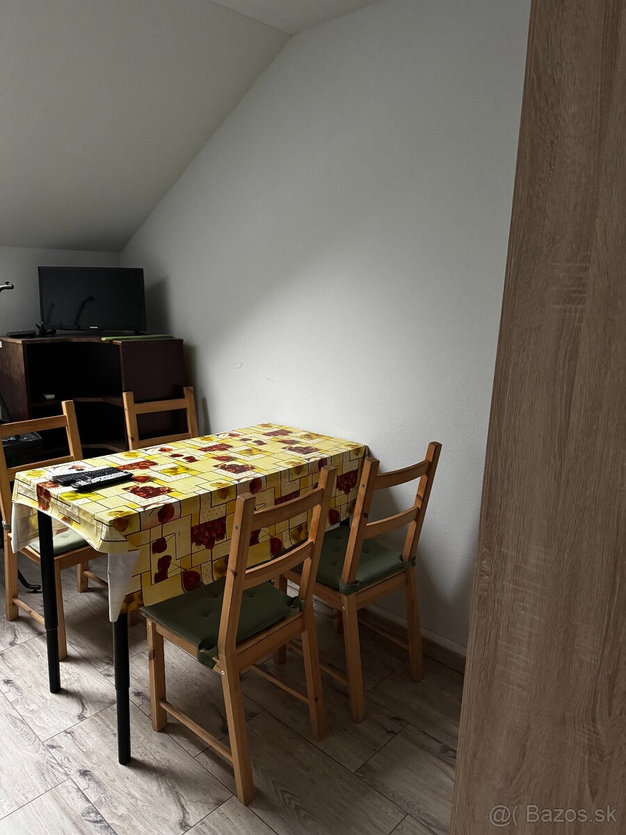 700m od R2 zjazd 127 Kriváň - 2