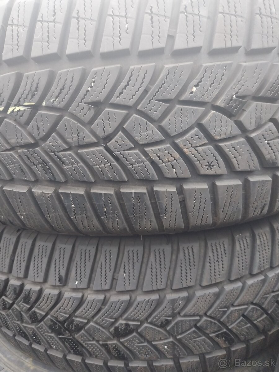215/60R16 - 2