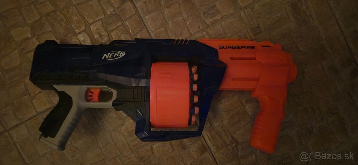 Predam veľkú zbraň nerf s nabojmi - 2