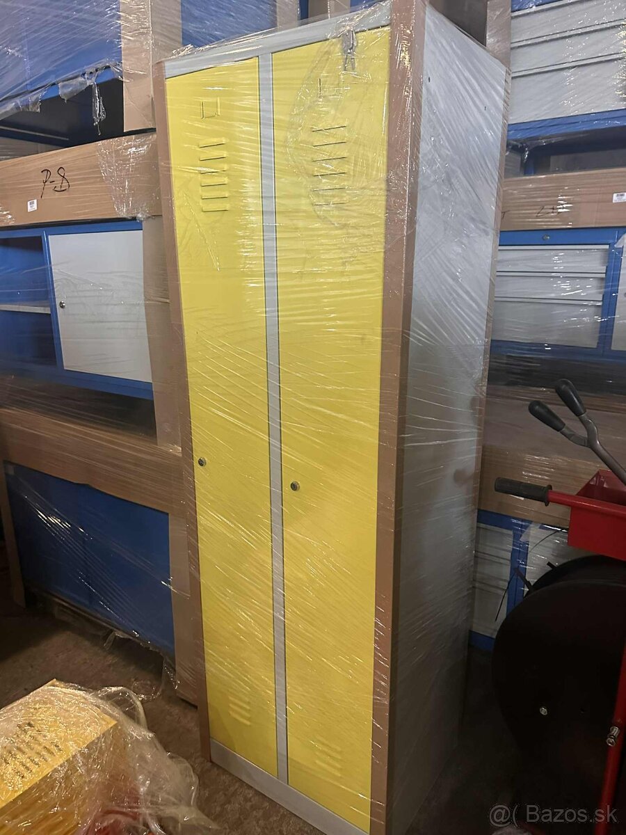 2-dverová šatníková skriňa - 2