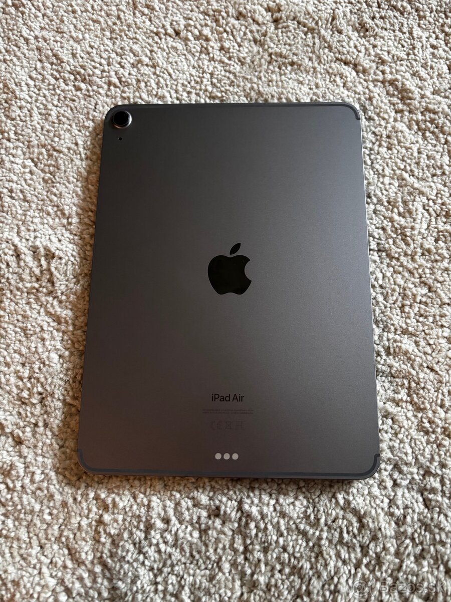 iPad Air 11" (M2) v záruke - 2