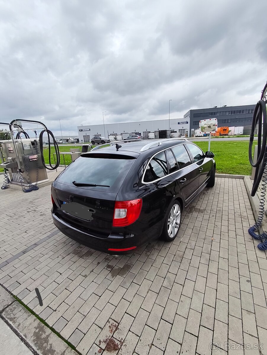 Škoda Superb - 2