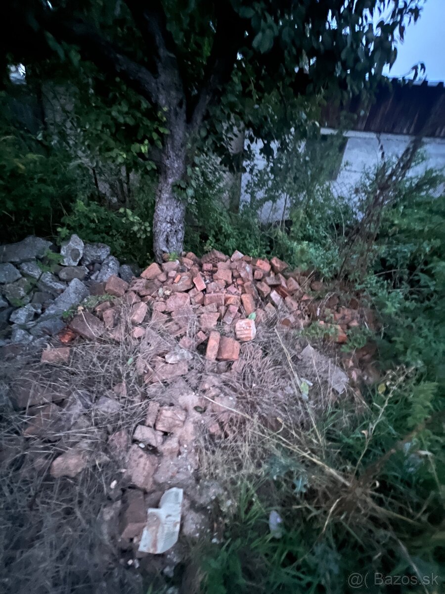 Darujem stavebnú suť - 2