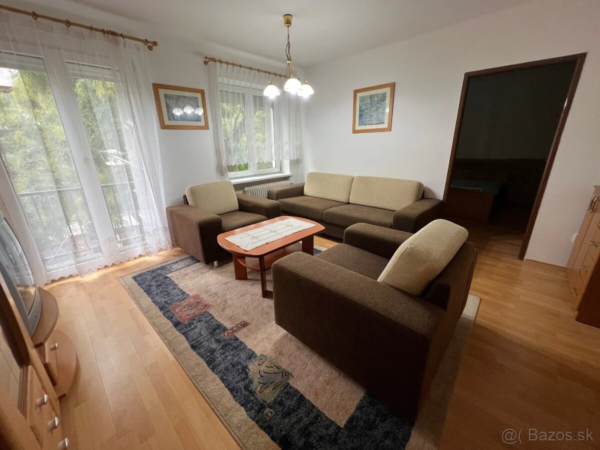 Prenájom 2 izbový byt, balkón Kvačalova ul. Ružinov - 2