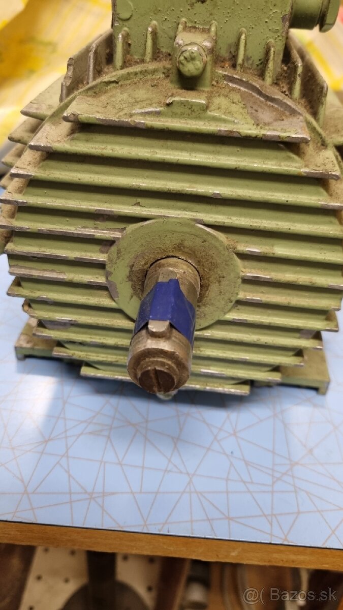 Elektricky motor 0.37kW - 2