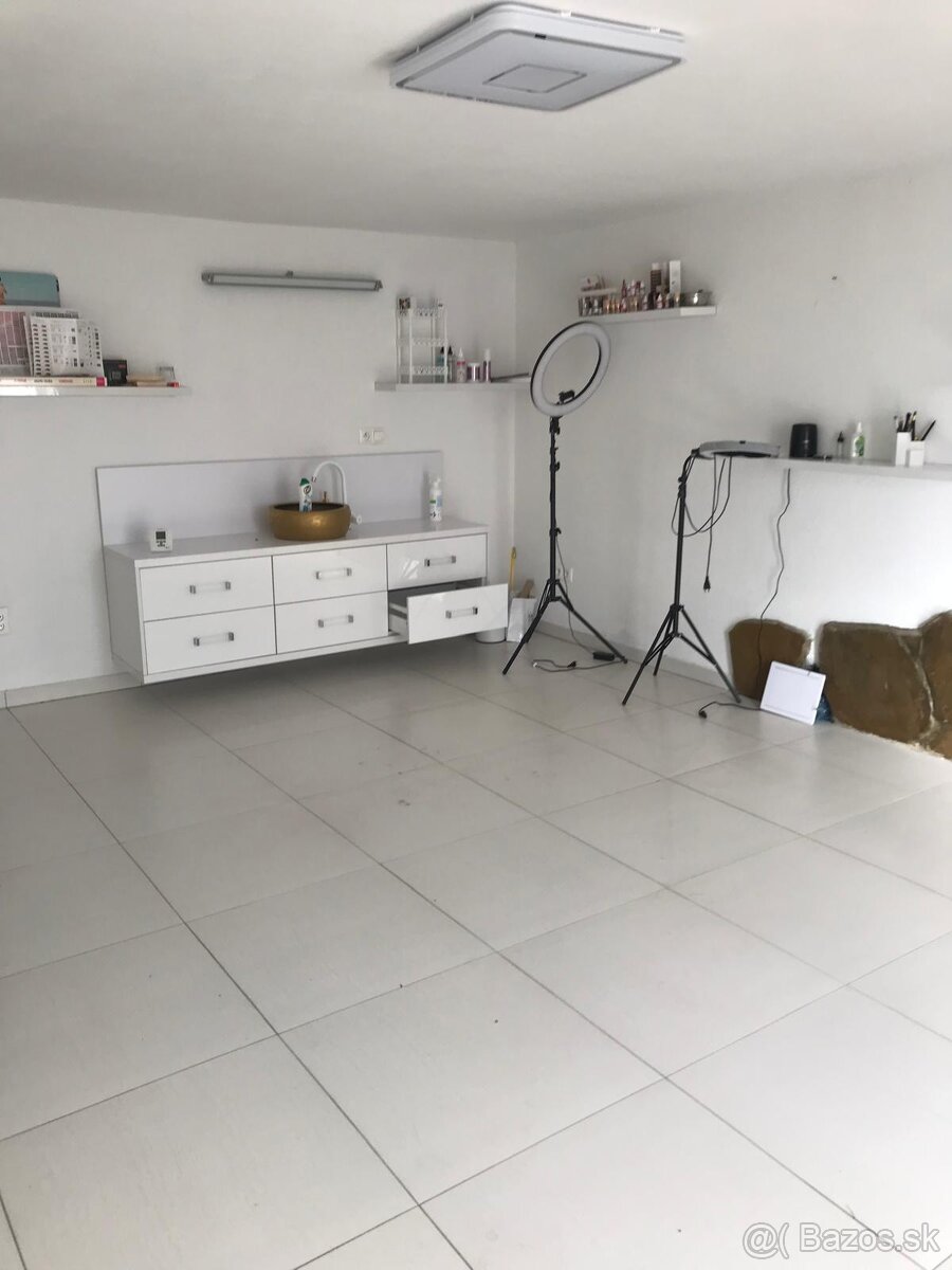 Prenajmem štúdio, apartmán - 2