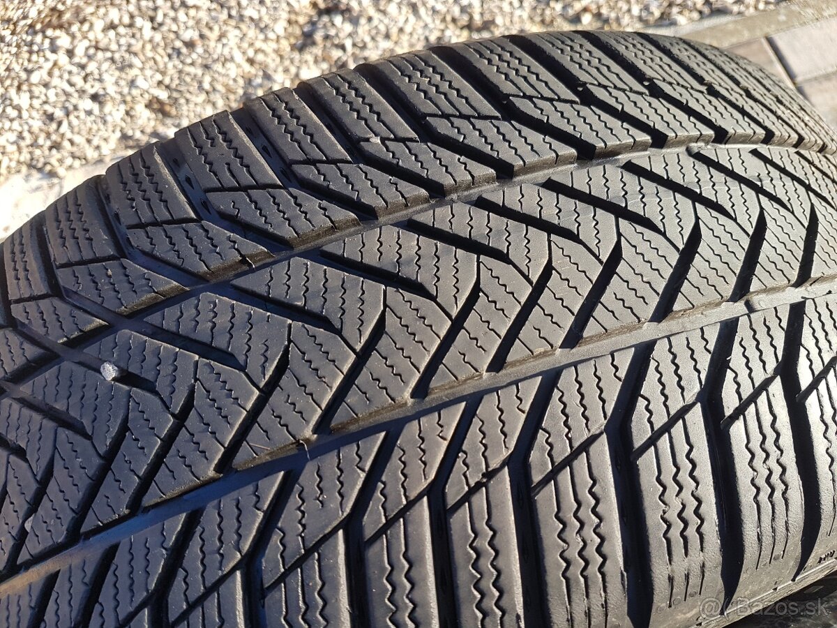 235/55 r17 zimné pneumatiky 2ks Esa+Tecar DOT2020 - 2