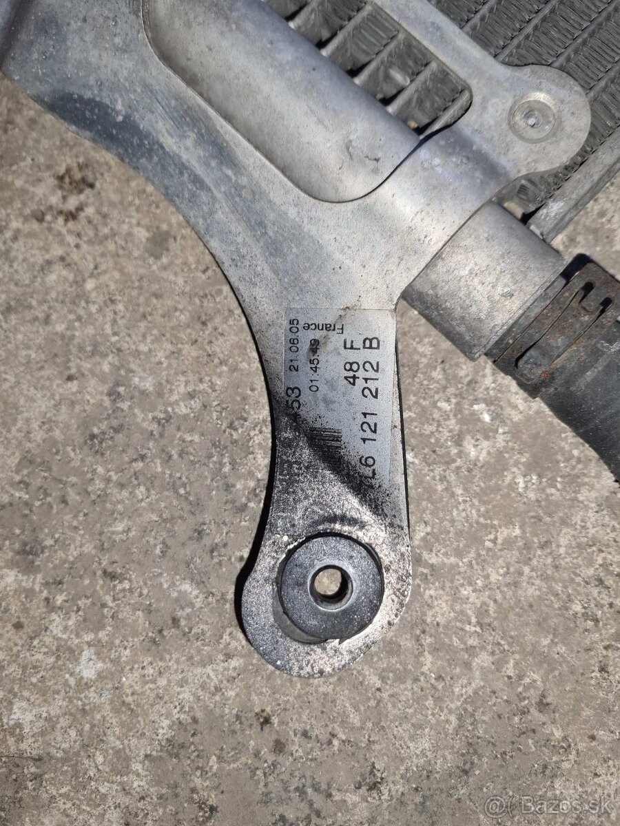 Pomocný chladič VW Touareg, Audi q7 - 2