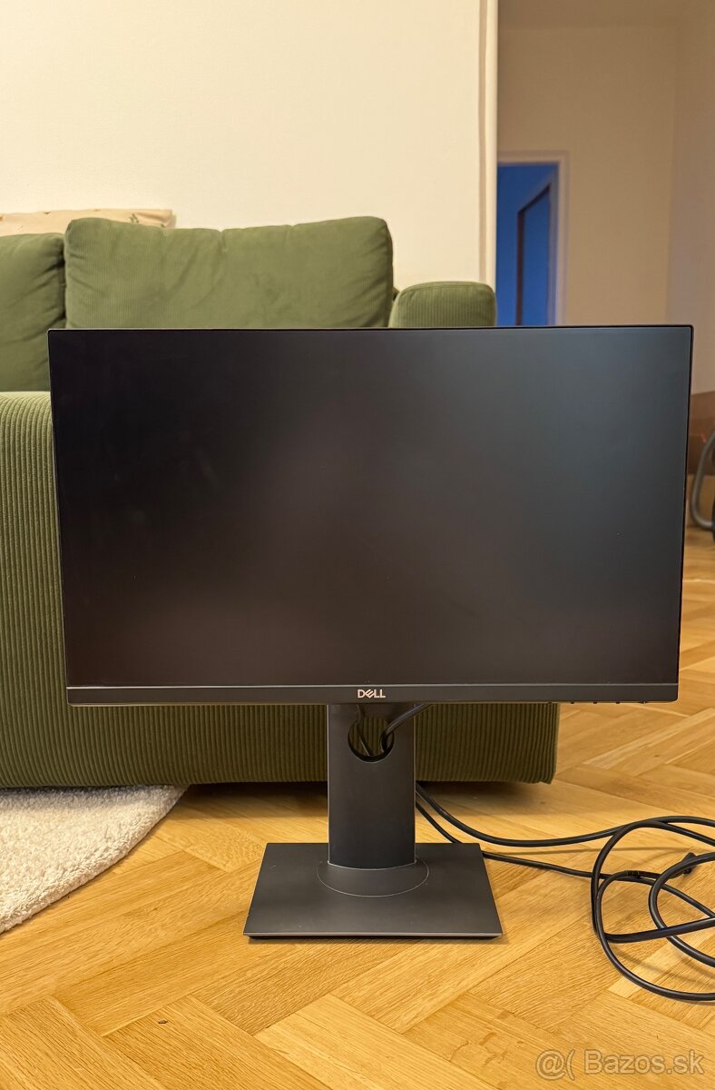 21.5” full HD monitor - 2