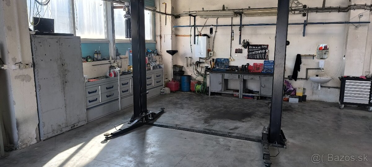 Prenajom autodielne Nitra - 2