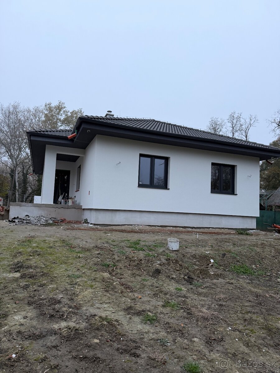 Novostavba holodom 4 izbový s garážou - 2