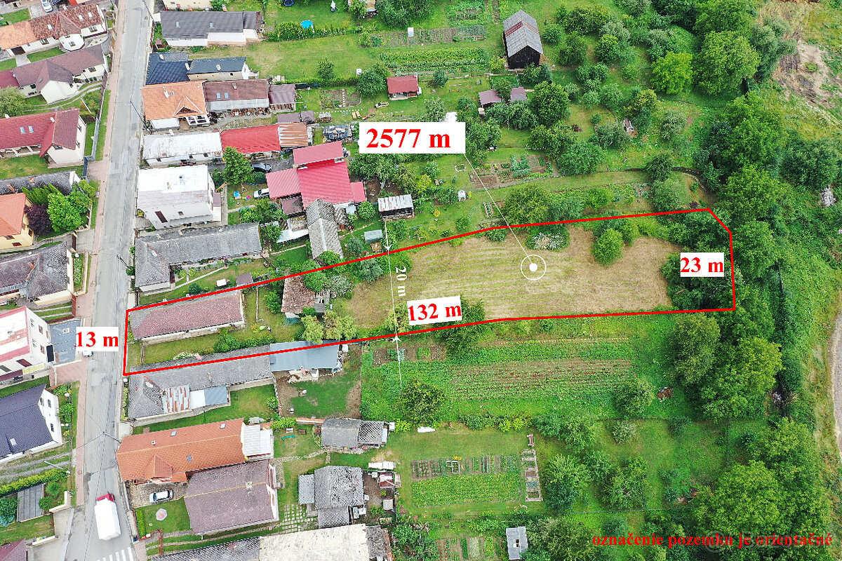 Rodinný dom v obci Chmiňany, s veľkou záhradou na predaj - 2