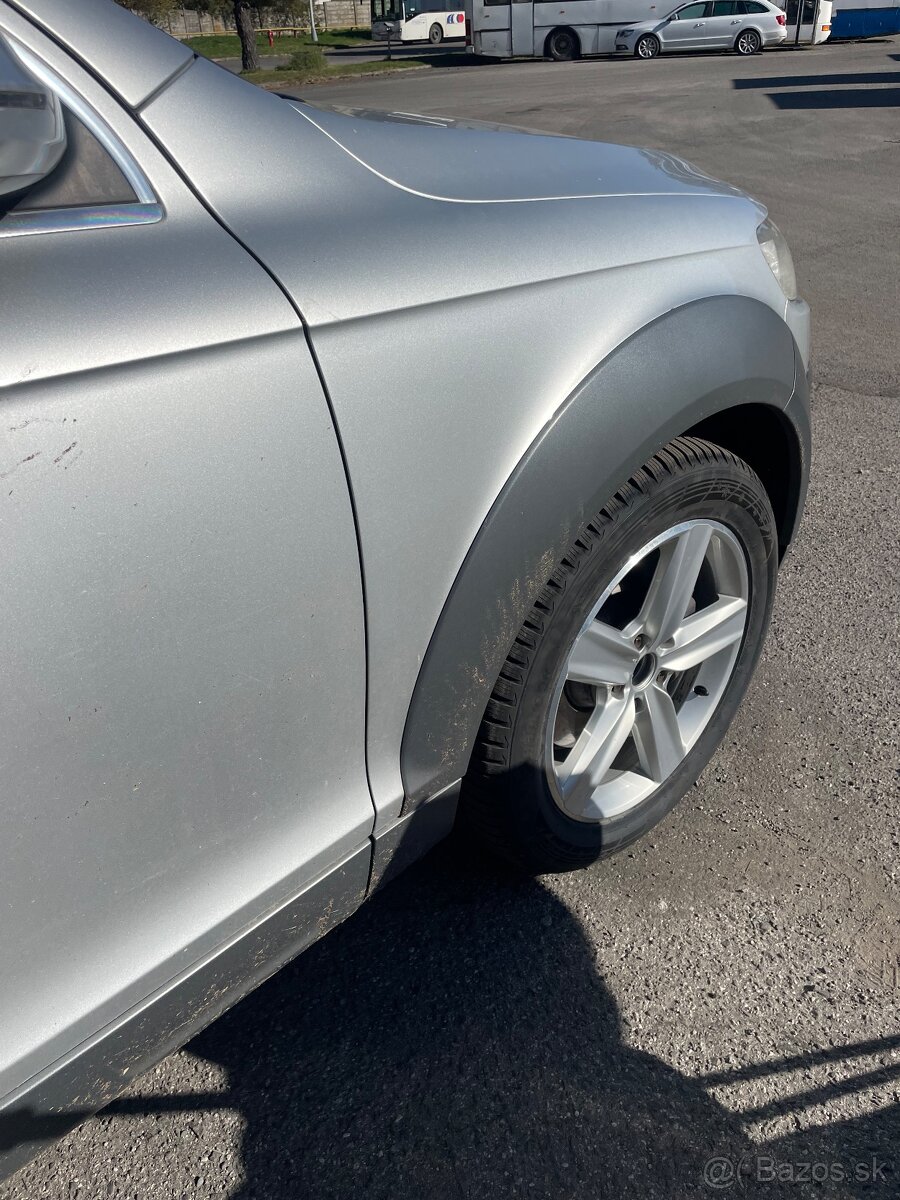 Predám Audi Q7 - 2
