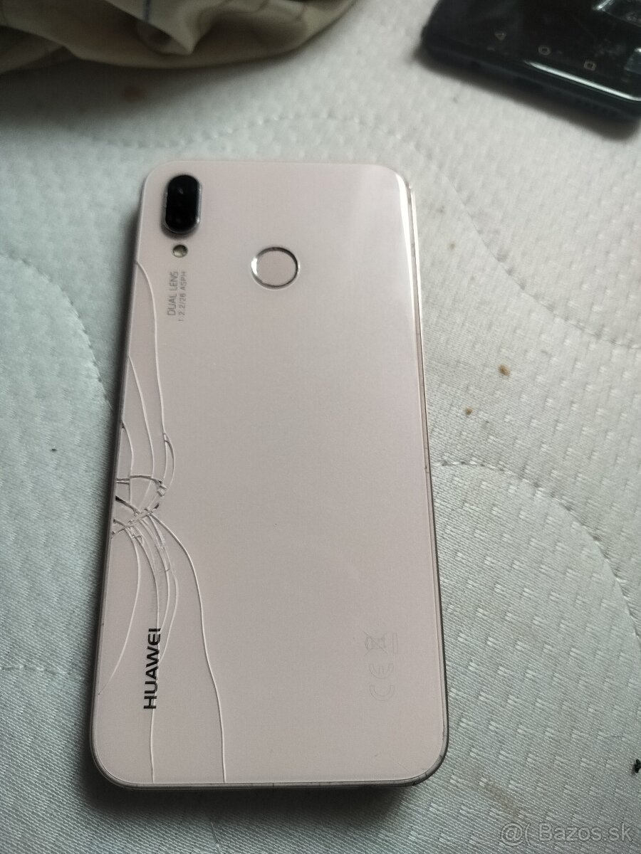Huawei p20 lite ANE-LX1 4/64 GB kremova farba - 2