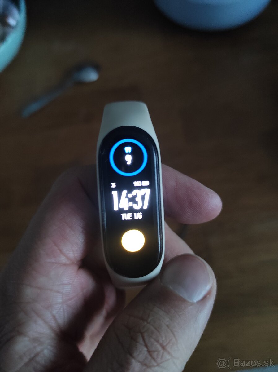 Predám xiaomi smart band 6 - 2