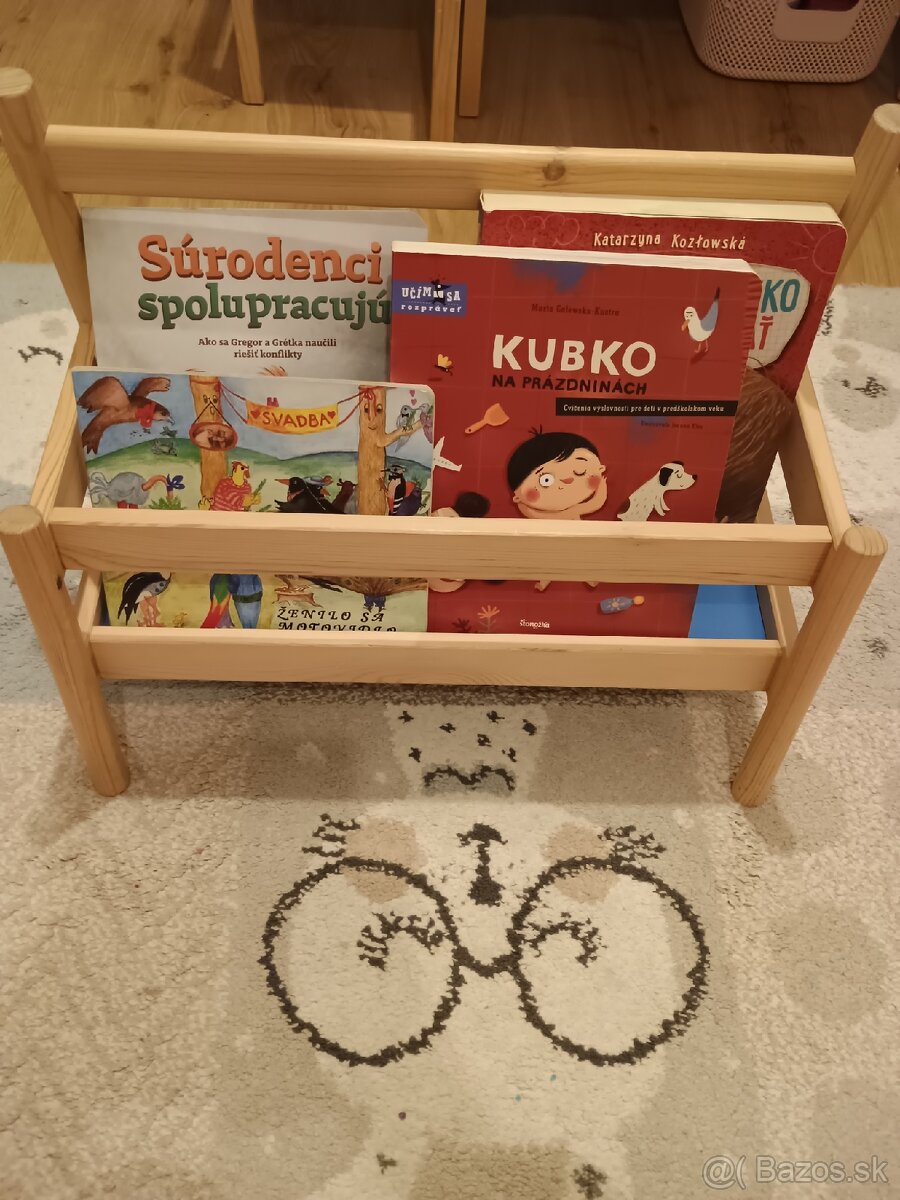 Flisat detsky stojan na knihy - 2