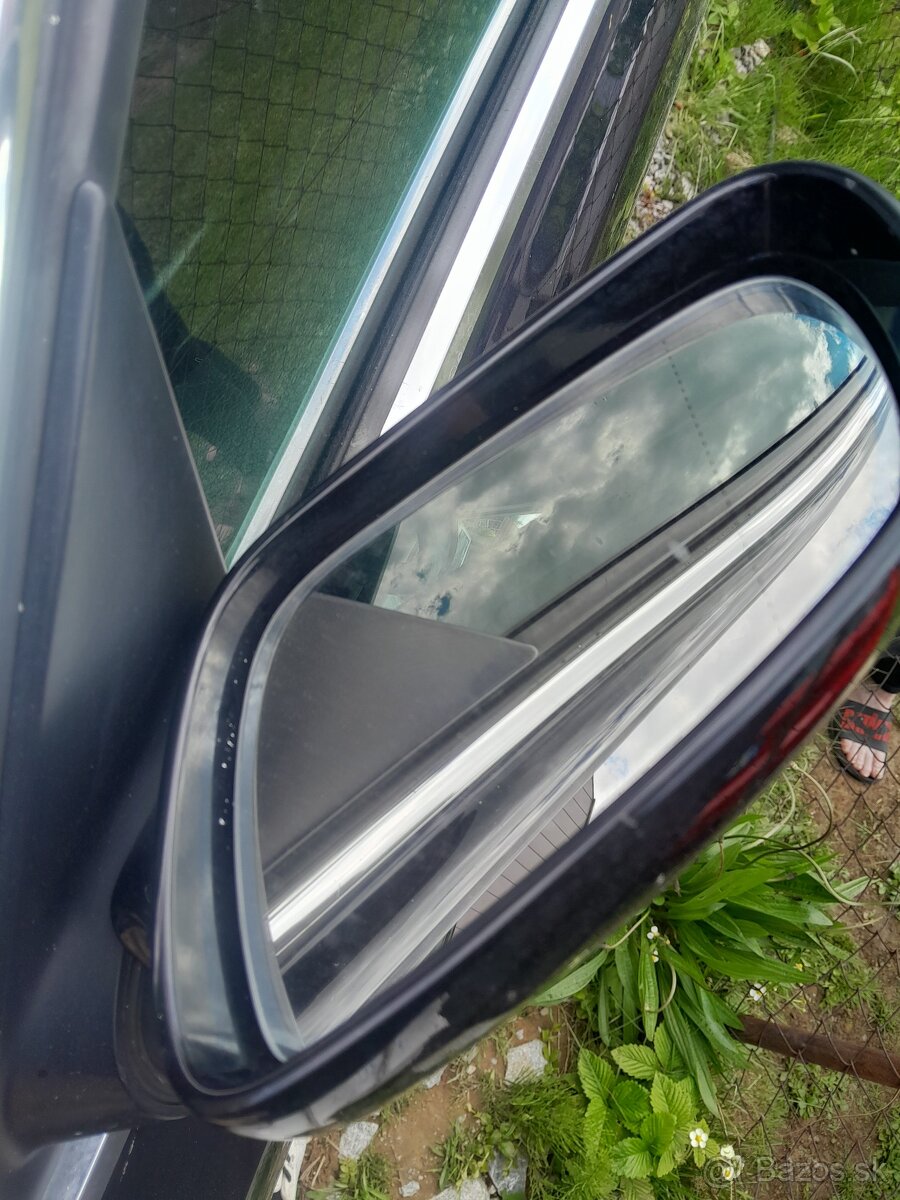Spätné zrkadlá na audi A8 - 2