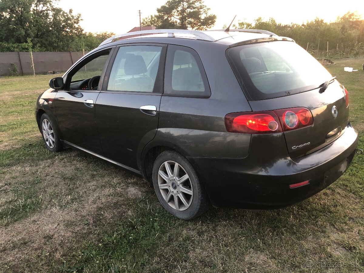 Fiat Croma 1.9multijet 16v 110kw - 2