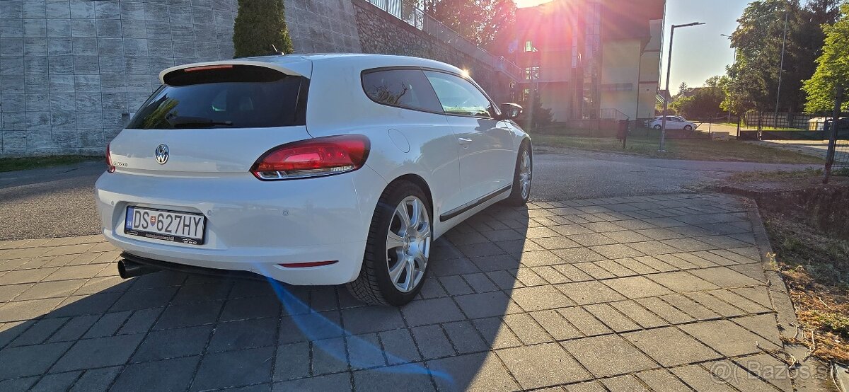 Volkswagen Scirocco 1.4 TSI DSG - 2