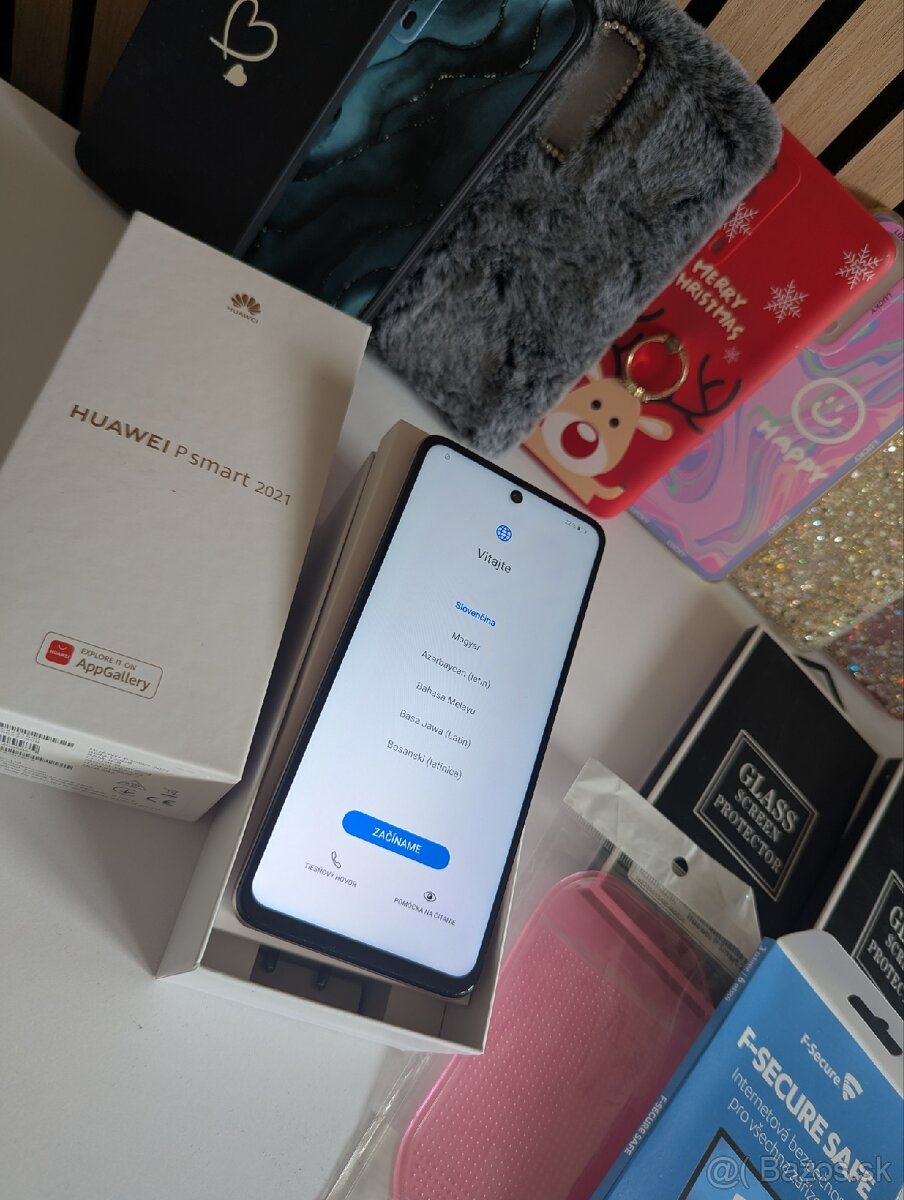 Huawei P Smart 2021 s príslušenstvom - 2