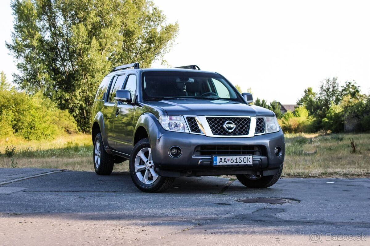 Nissan Pathfinder 2.5 140kw LE A/T - 2