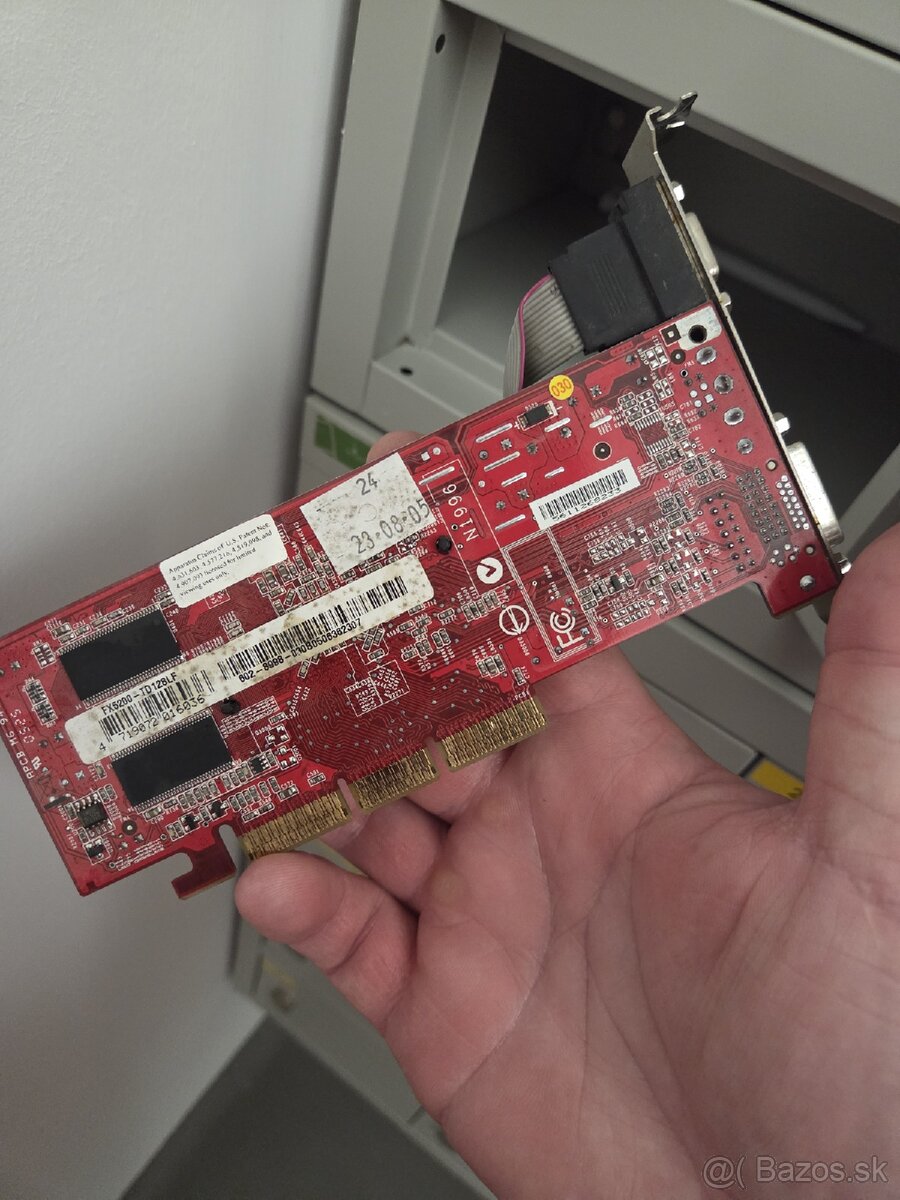 GeForce FX5200 128MB - 2