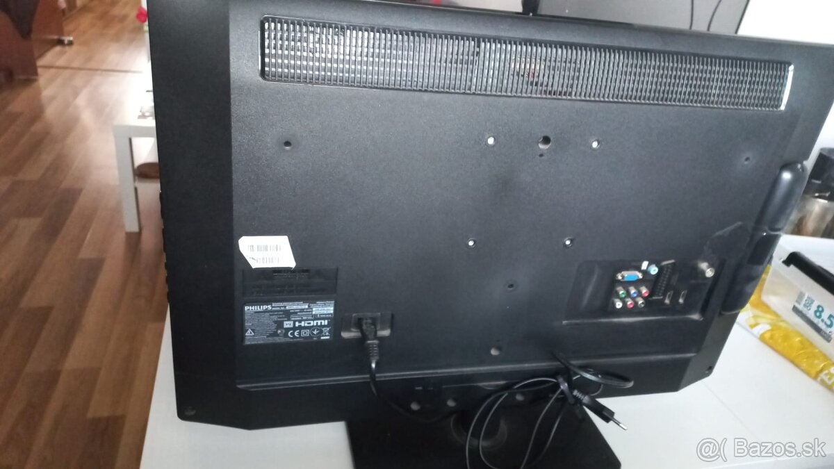 Predám TV PHILIPS, HDMI, uhlopriečka 26cm - 2