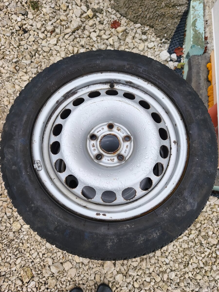 Plechové disky r16 5x112 ET33 + zimné pneu - 2