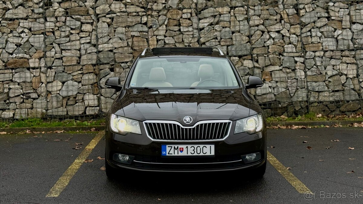 Škoda Superb 2.0 TDI 103kw 4x4 PANO KEYLESS - 2
