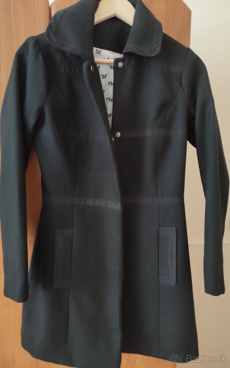 Dámsky dievčenský kabátik - 2