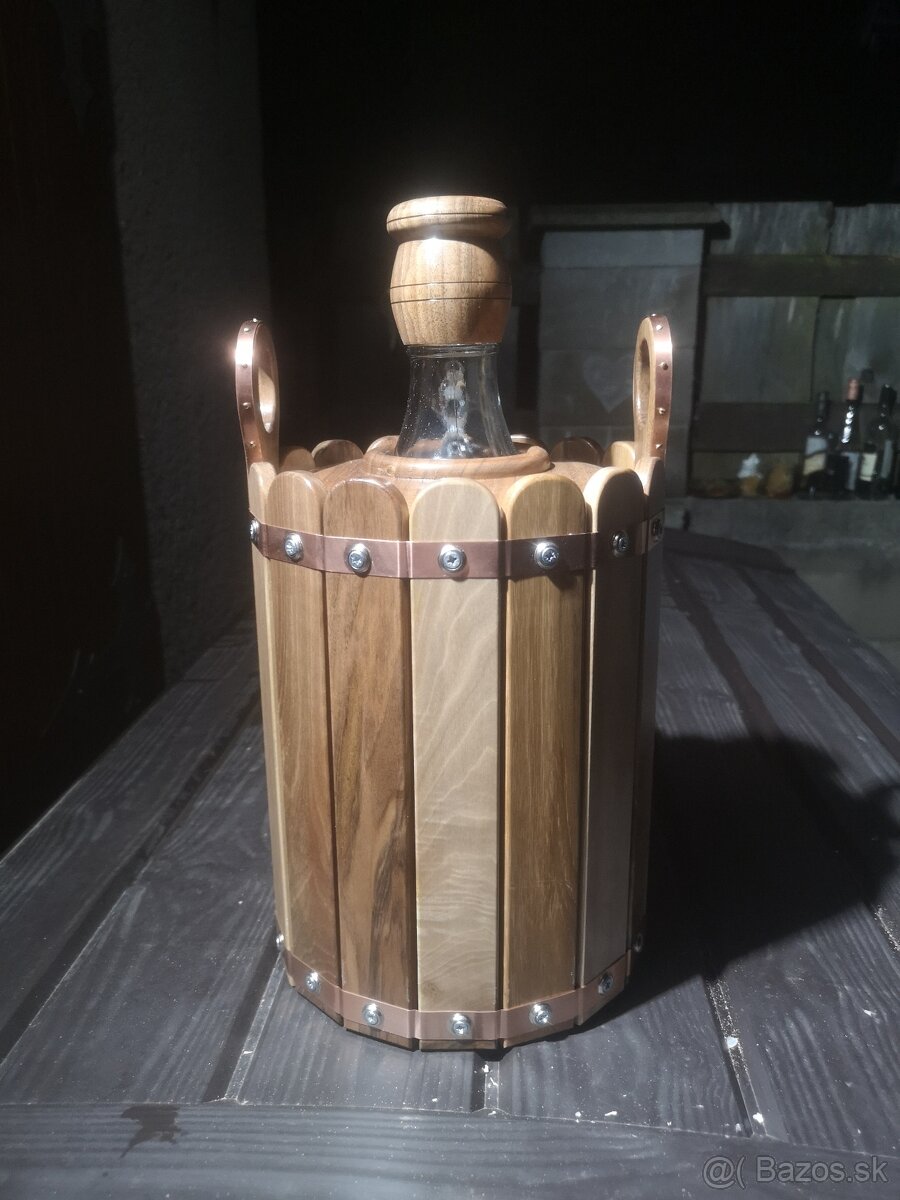 Predám drevom obložené demižóny – 5 l a 2 l - 2