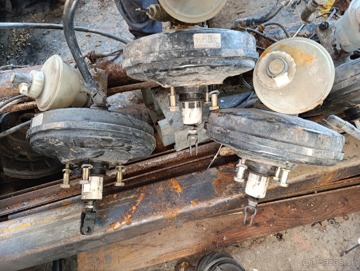 Posilňovač bŕzd škoda Felicia - 2