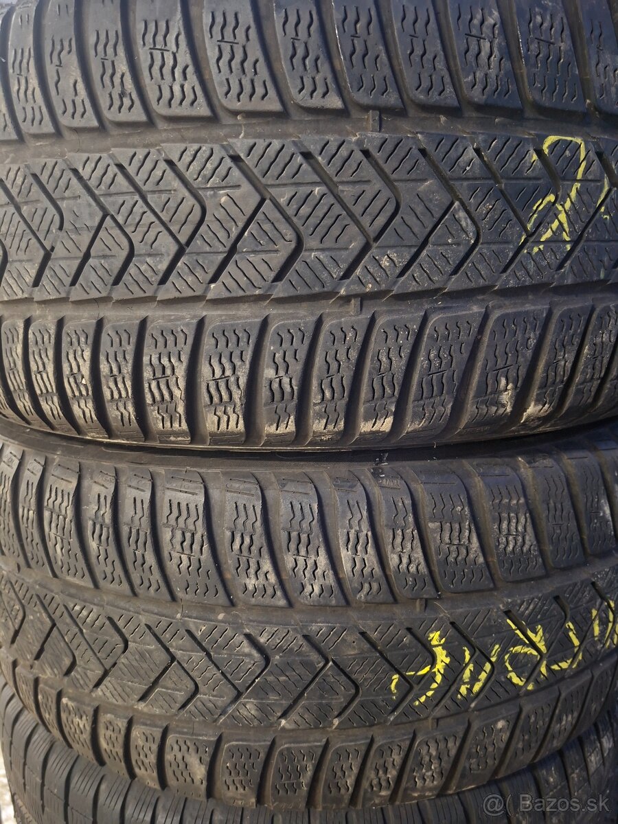 245/45R18 Pirelli dot 22 - 2