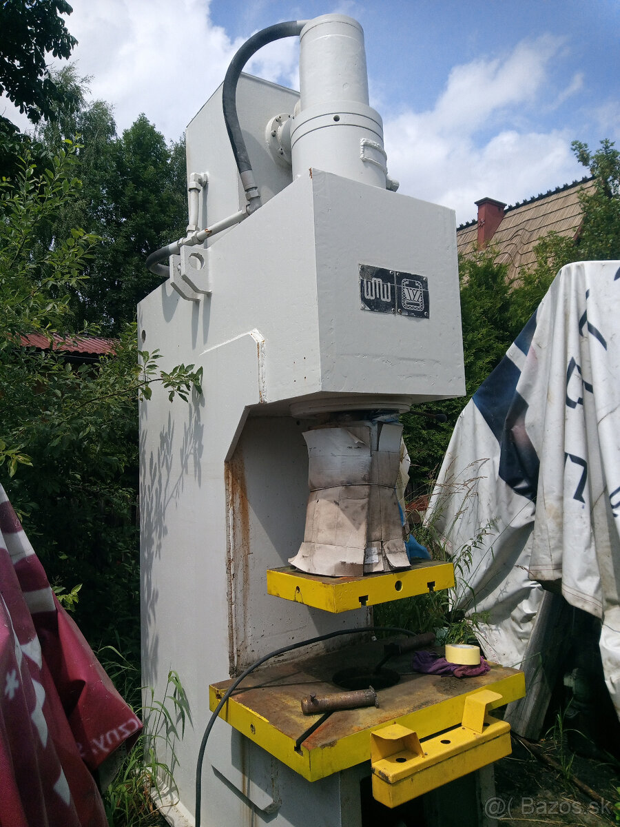 lis hydraulicky PYE 100 S/1M - 2