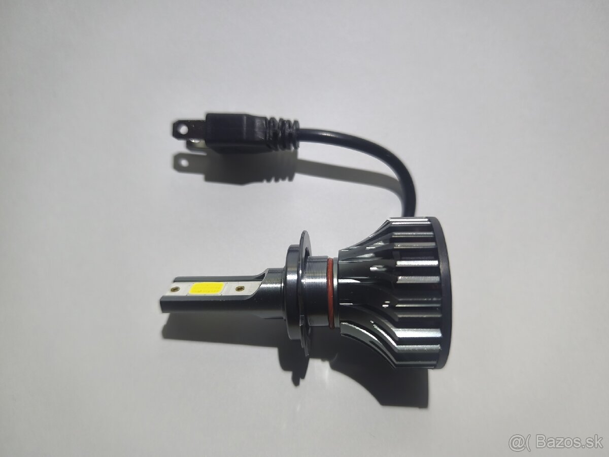 Predám LED žiarovky H7 - 2