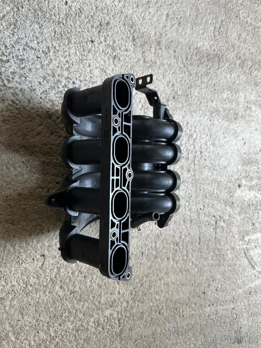 Nissan Micra K12 1,2 48kW - 2