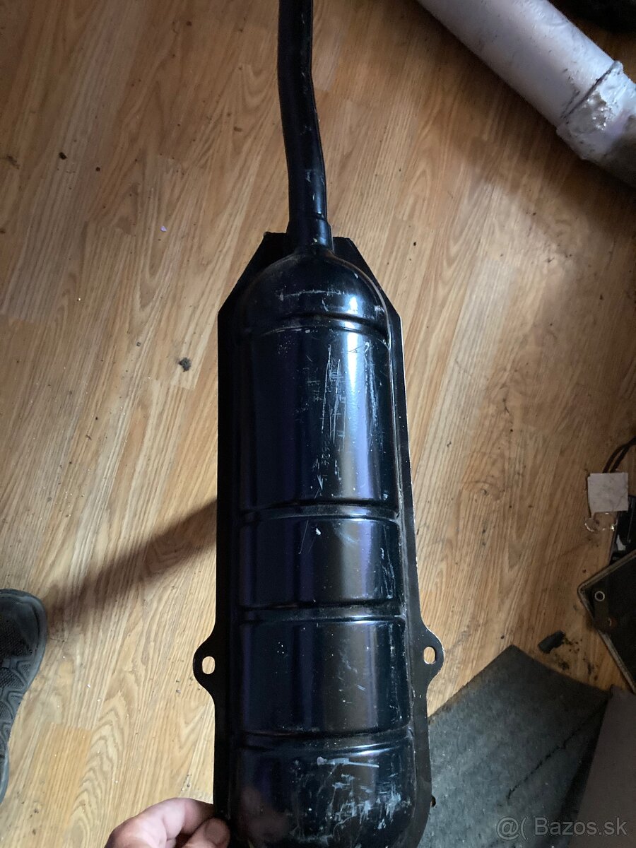 Škoda 120L výfuk - 2