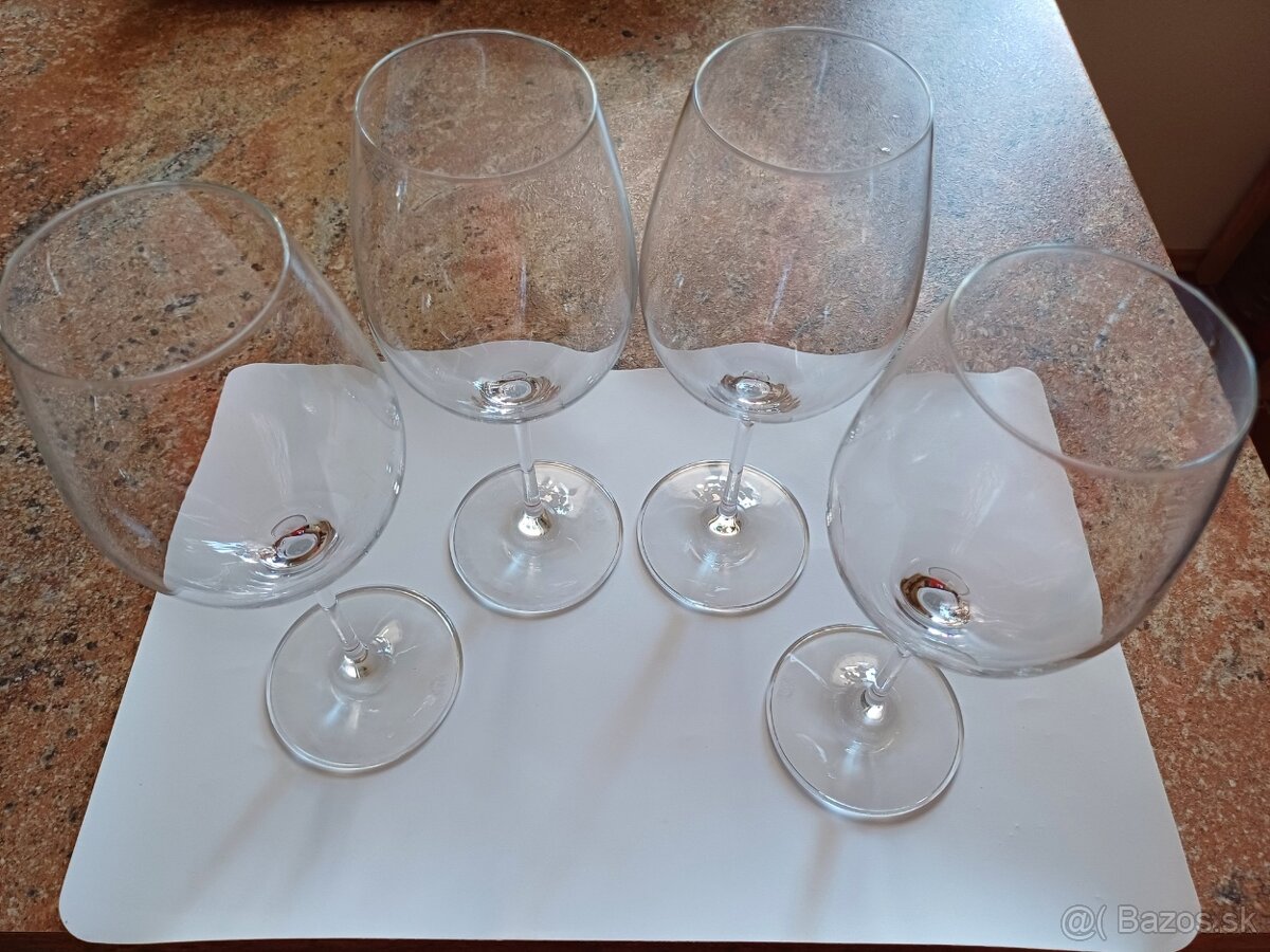 poháre na víno - 2